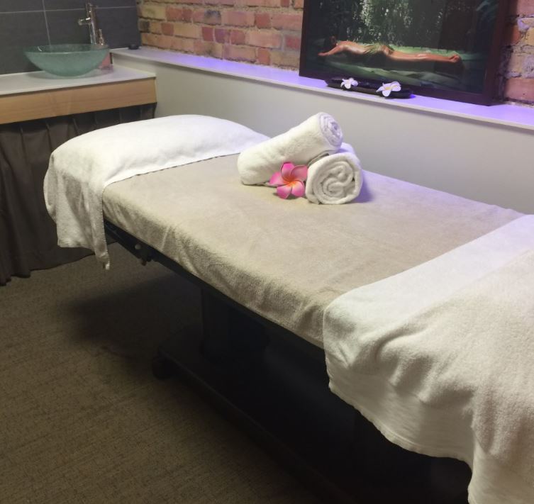 Table de massage électrique Malea Spa Alsace La Villa K